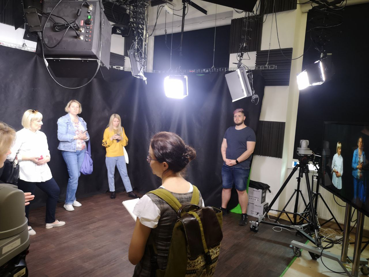 Учасники проєкту в телестудії  “Televizní studio Brno – Česká televize”