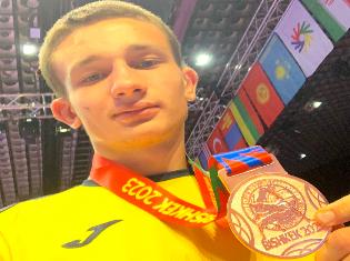 Студент ТНПУ здобув бронзову нагороду на чемпіонаті світу з вільної боротьби серед спортсменів з порушеннями слуху (ФОТО)