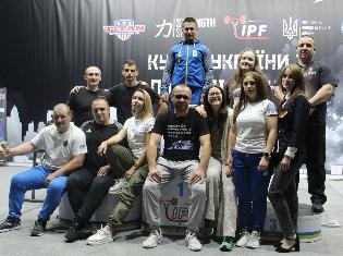 Представники ТНПУ ім.В.Гнатюка здобули нагороди Кубку України з жиму лежачи (ФОТО)